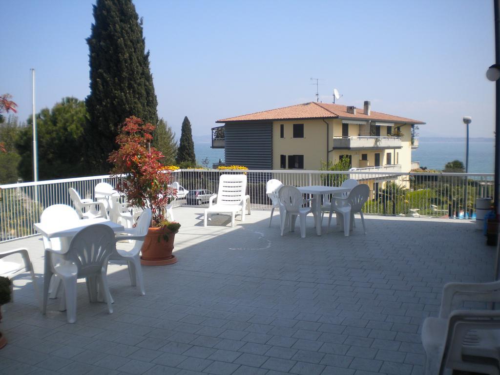 Residence Poggio Al Lago Sirmione Rom bilde